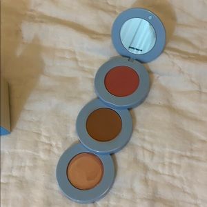 Allyoop Stack the Odds Cream Cheek Trio